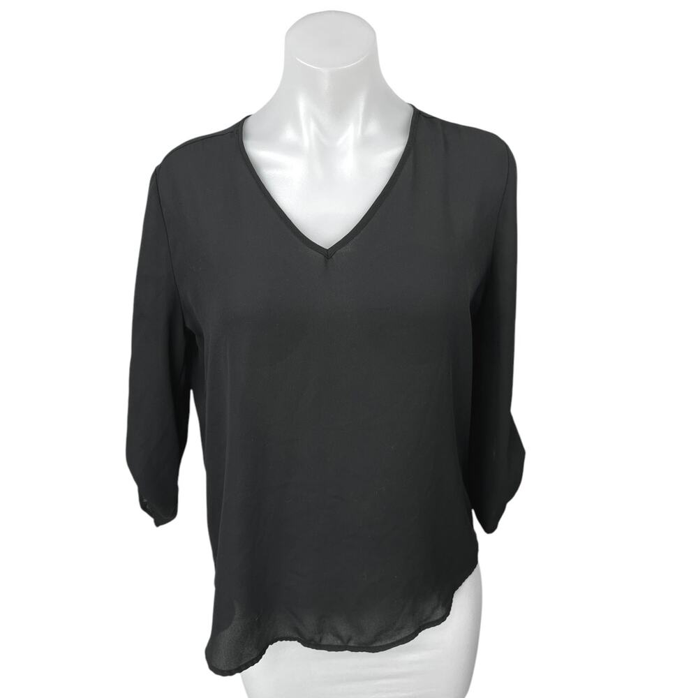 Hippie Rose Black Half Sleeve V Neck Lightweight Relaxed Fit Blouse Top Size M